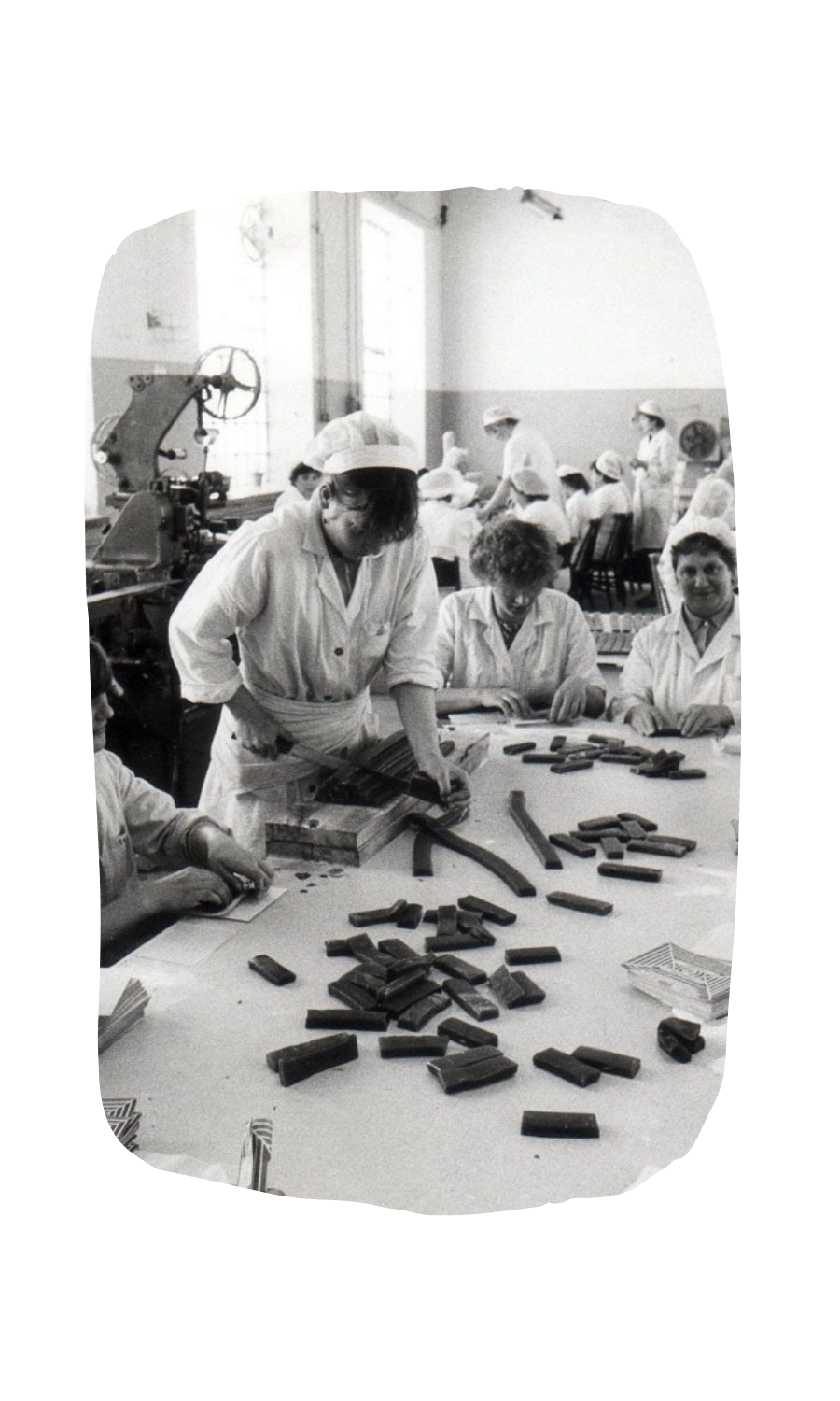 Stare zdjęcie z produkcji wafelków